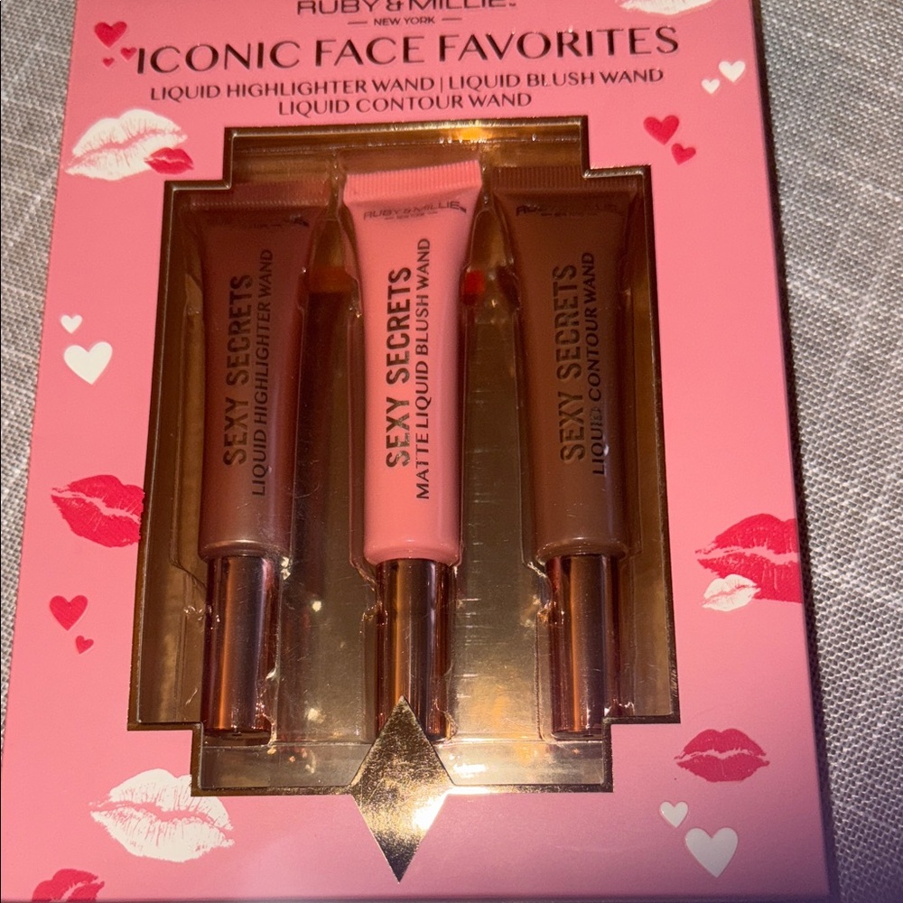 Ruby & Millie Iconic Face Favorites Liquid Highlight & Blush Trio - Pink